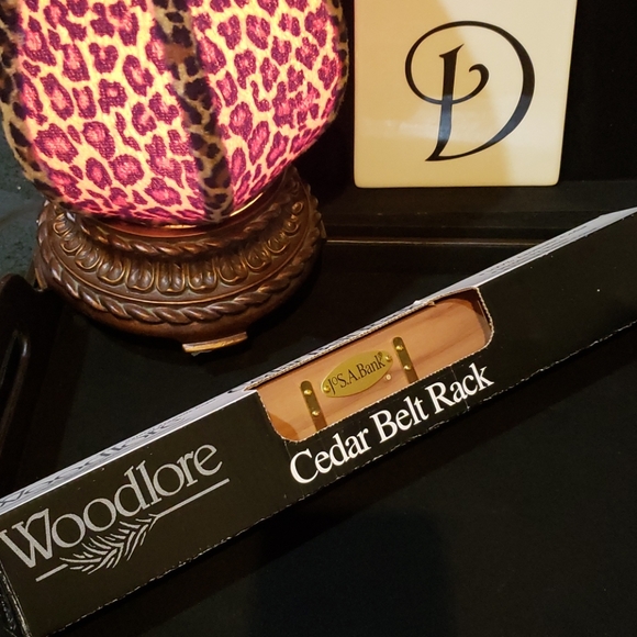 Tie & Belt Rack Cedar & Brass Organizer Racks Bundle of 2 Organize Keys Fob  NWT - Picture 4 of 7